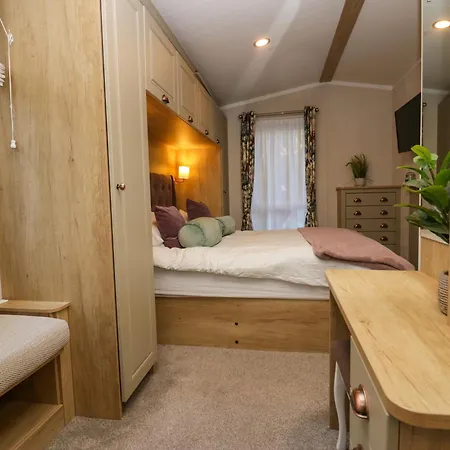 Lily Rose ウィンダミア